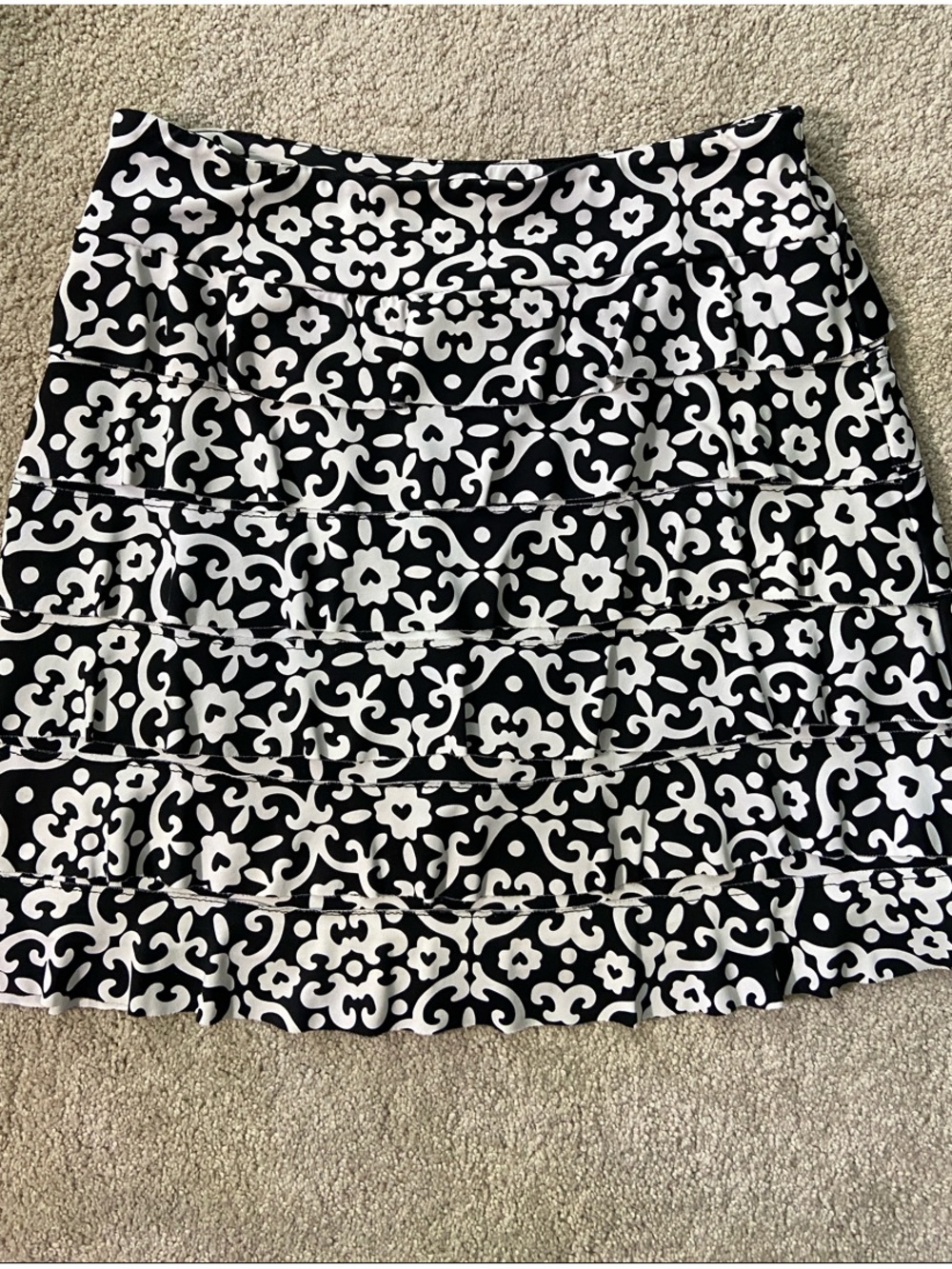 Lulu-B Black & White Tiered Ruffle Floral-Print Skort XS